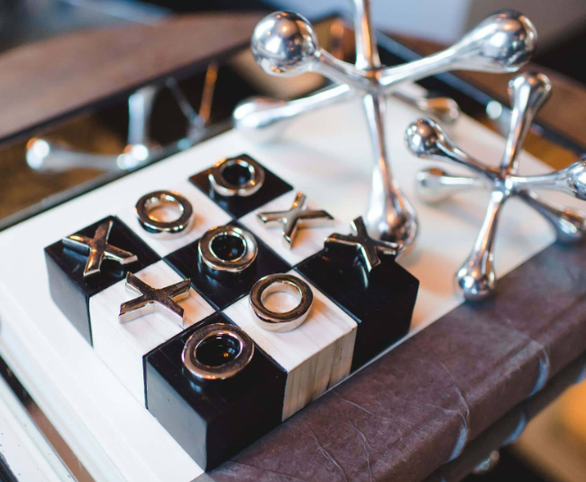 Tic Tac Toe Flat Board With Nickel Pieces