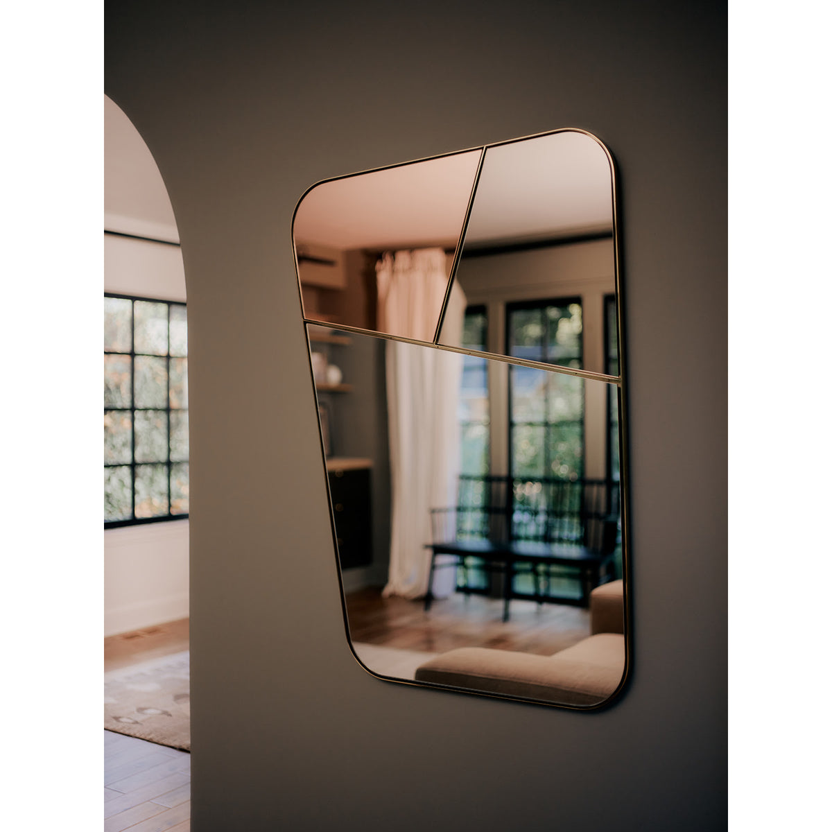 Iris Mirror