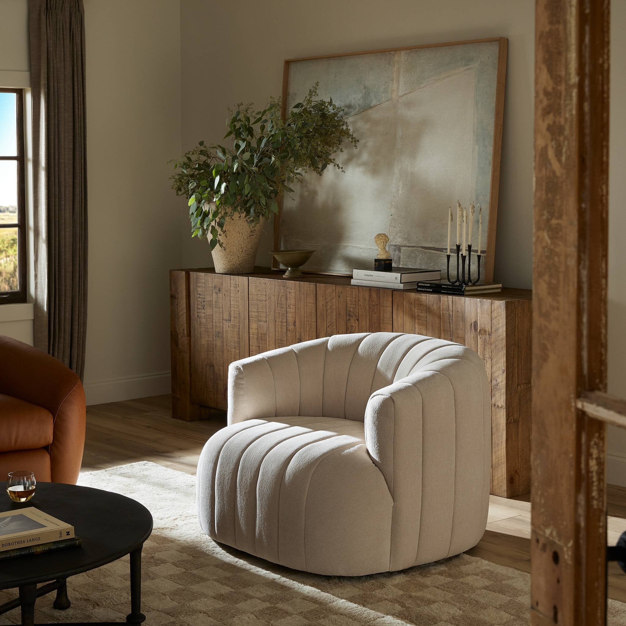 Elliana Swivel Chair - Blamont Cream