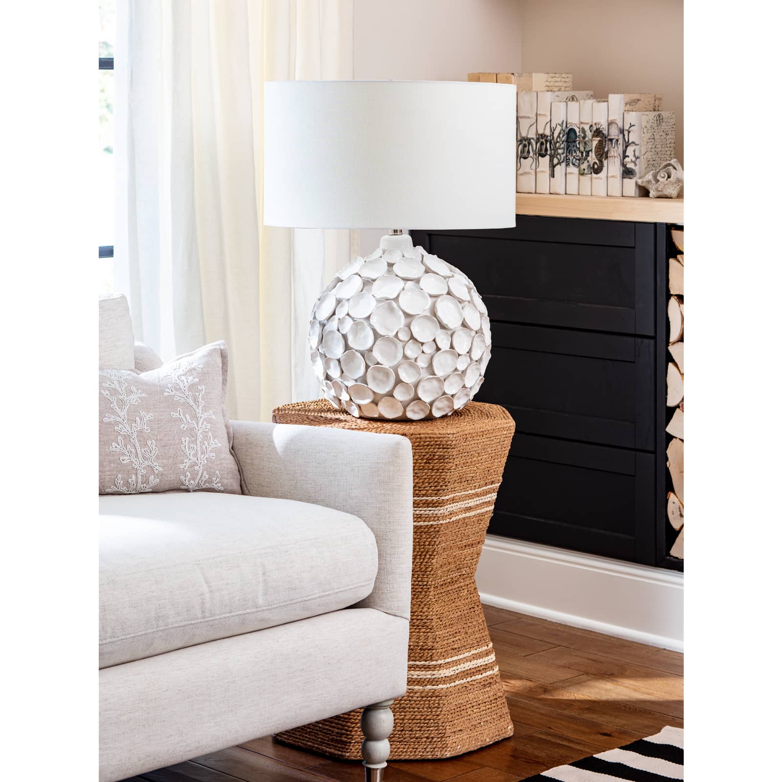 Lucia Ceramic Table Lamp (White)