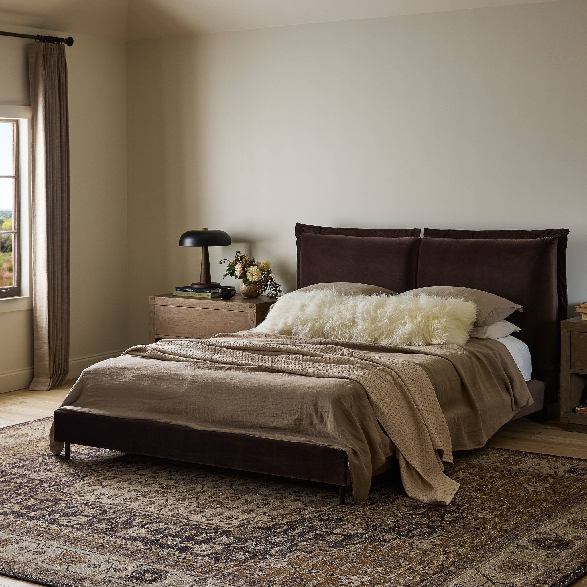 Inwood Bed - Surrey Cocoa
