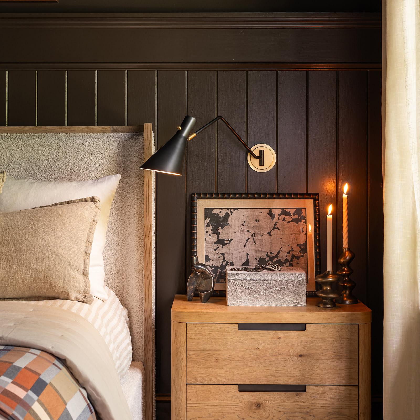 Spyder Single Arm Sconce (Blackened Brass and Natural Brass)