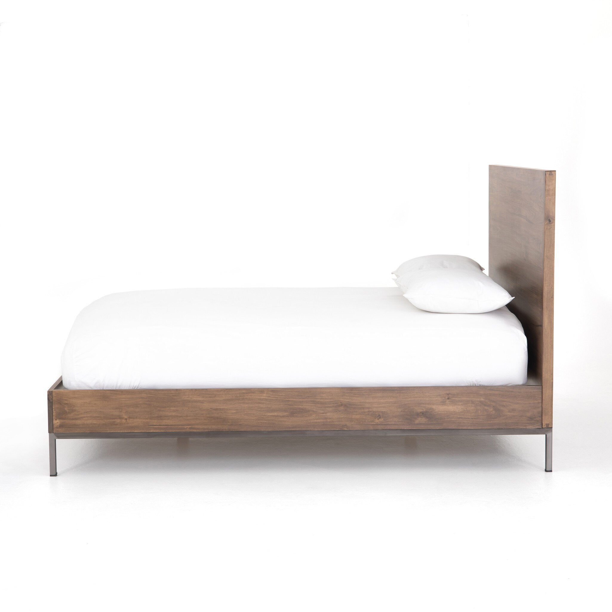 Trey Bed - Auburn Poplar