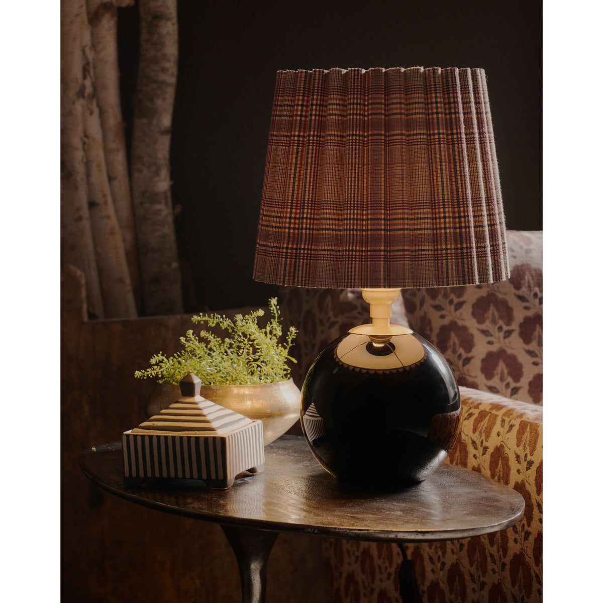 Giorgio Black Glass Mini Lamp (Natural Brass with Plaid Wave Pleat Shade)