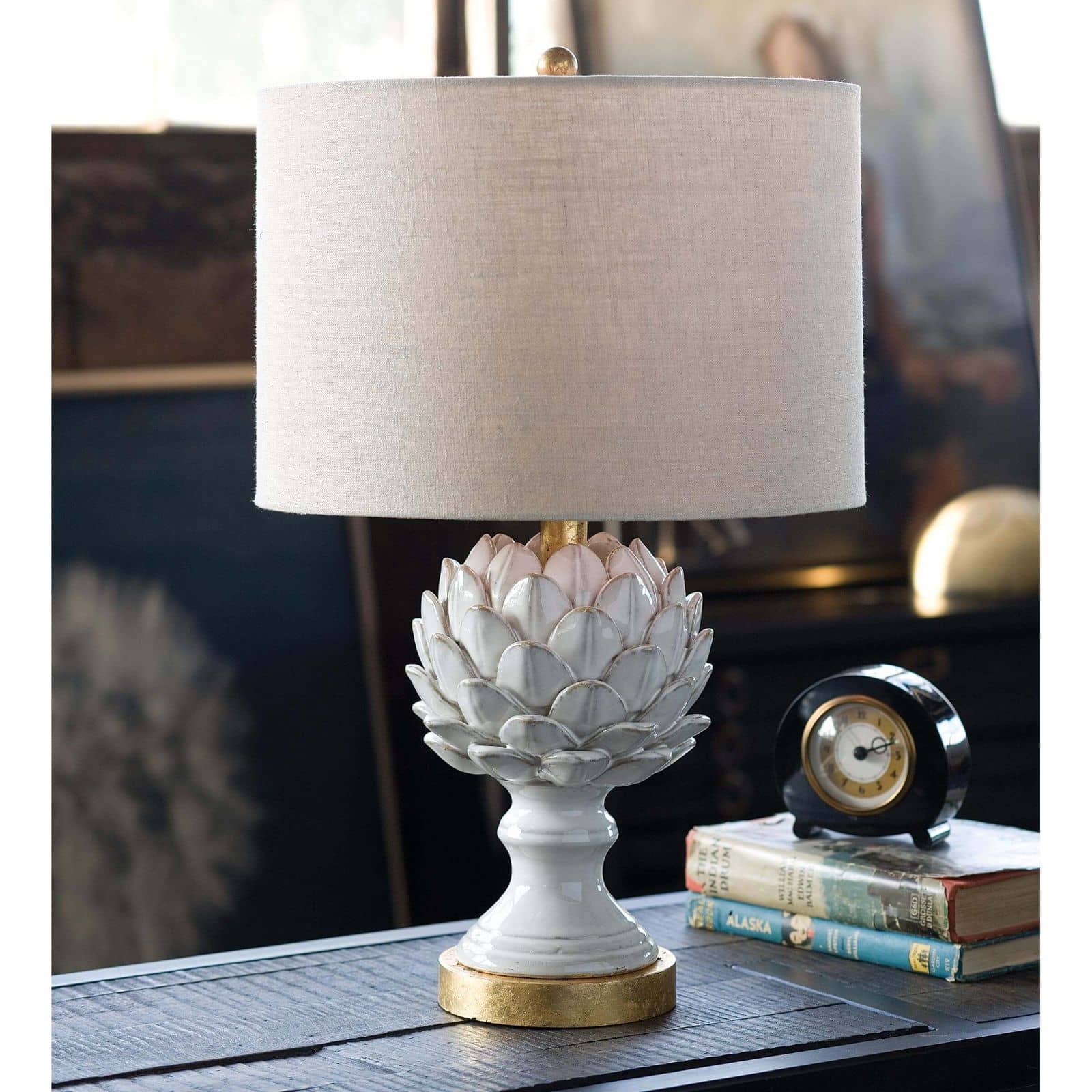 Leafy Artichoke Ceramic Table Lamp (Off White)