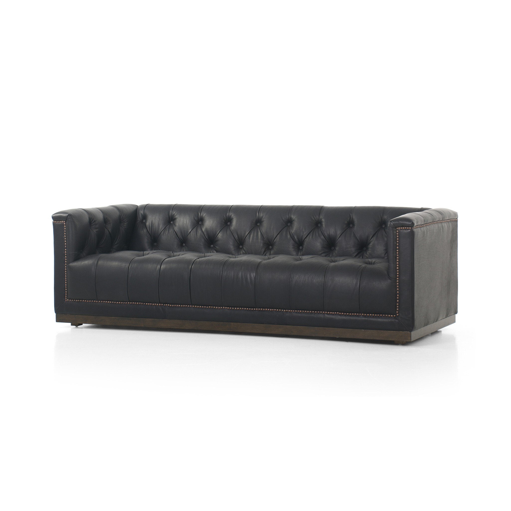 Maxx Sofa - Heirloom Black