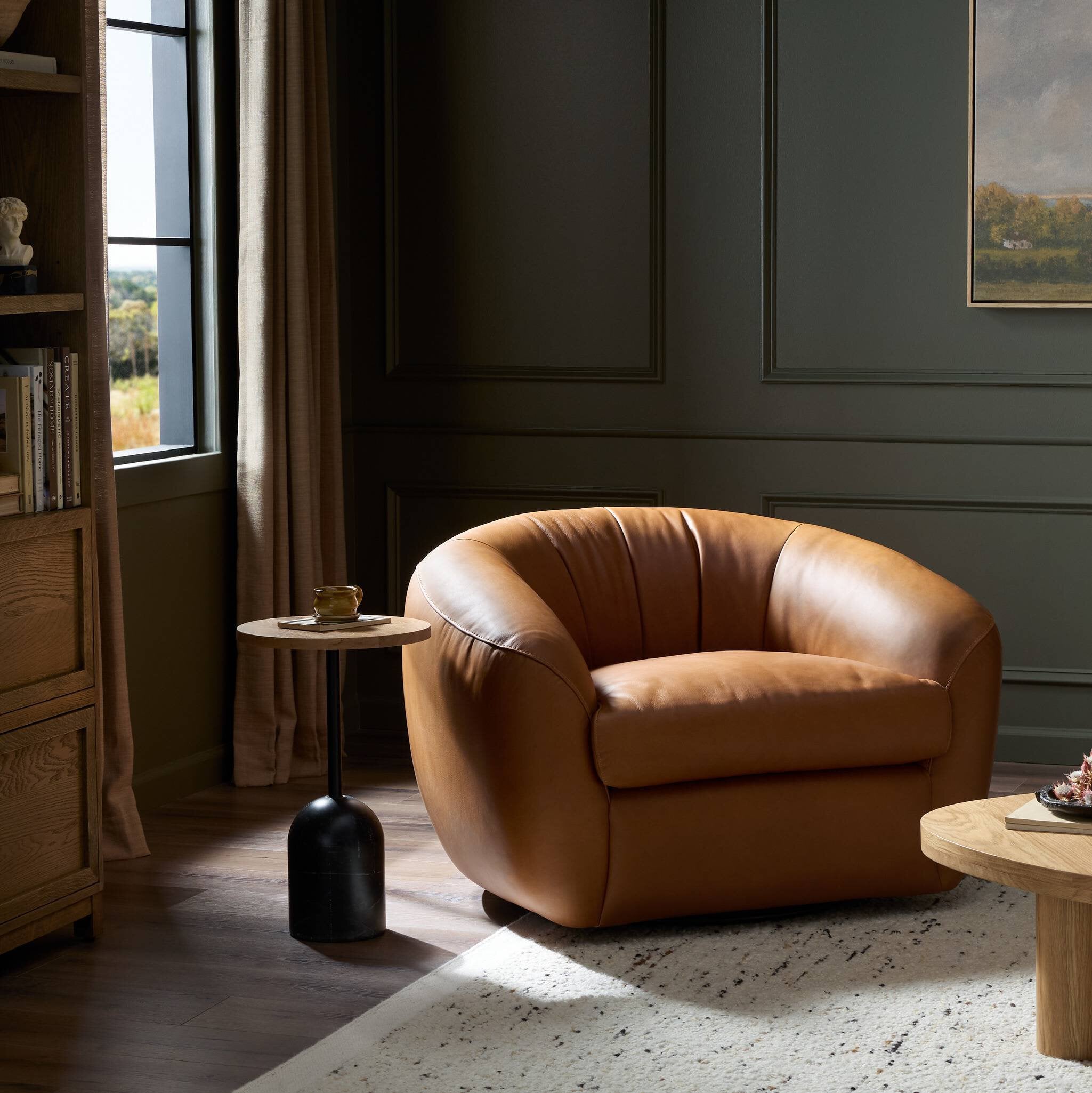 Saldana Swivel Chair - Lorento Cognac
