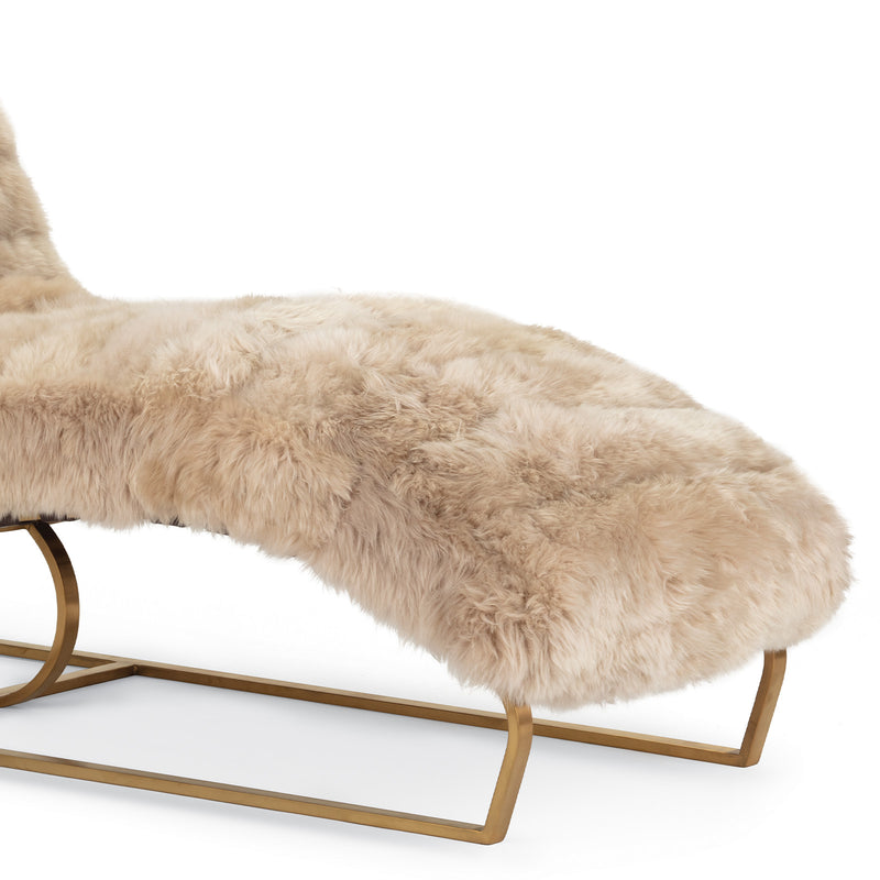 Siesta Chaise Lounge (Longhair Sheepskin)